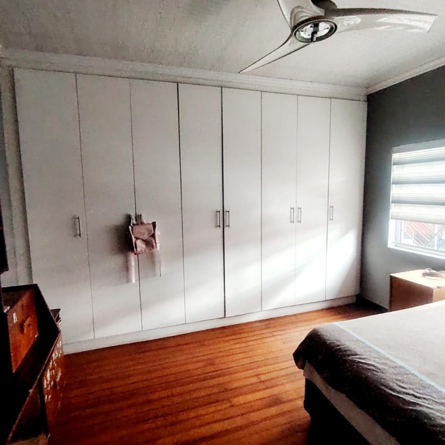 6 Bedroom Property for Sale in Highgate Eastern Cape